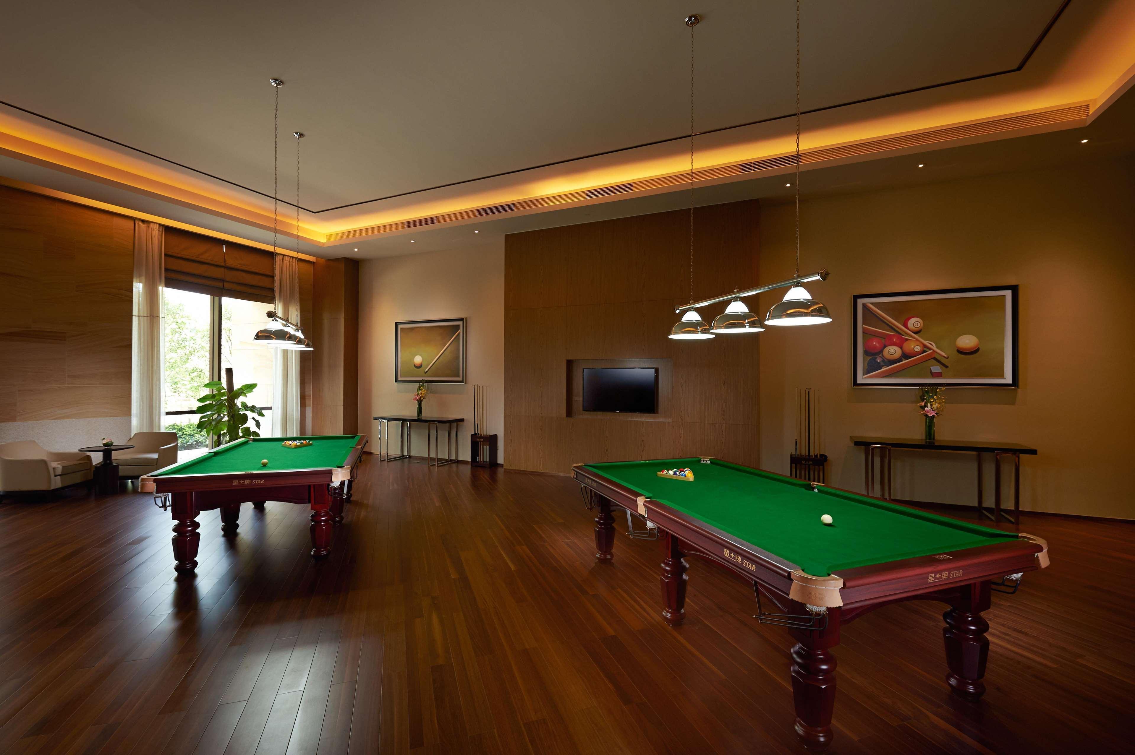 Hilton Wuhan Optics Valley Екстер'єр фото